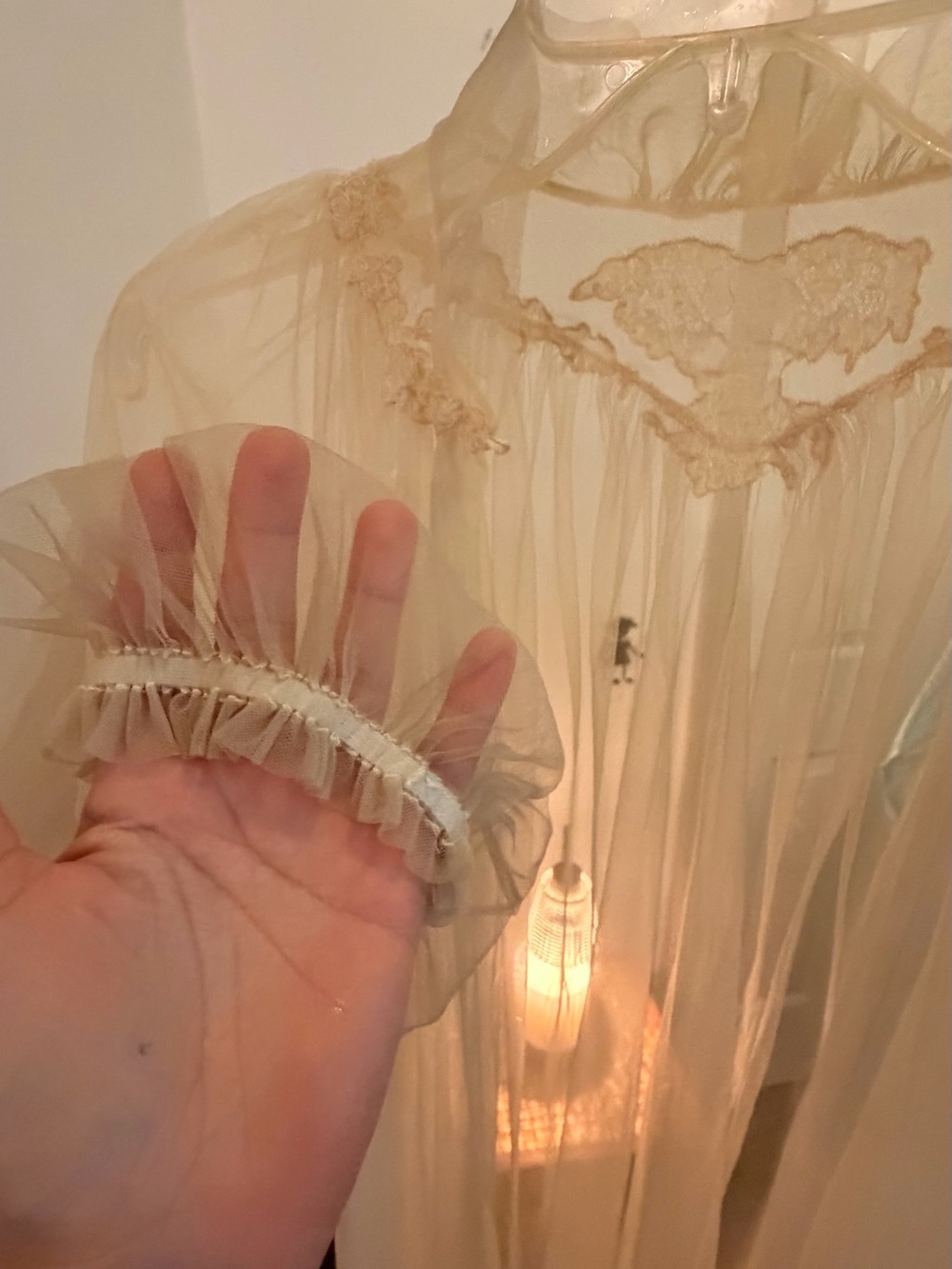 Vintage 1950s Sheer Long Ivory Tulle Robe with Billowy Sleeves - Picture 8 of 13